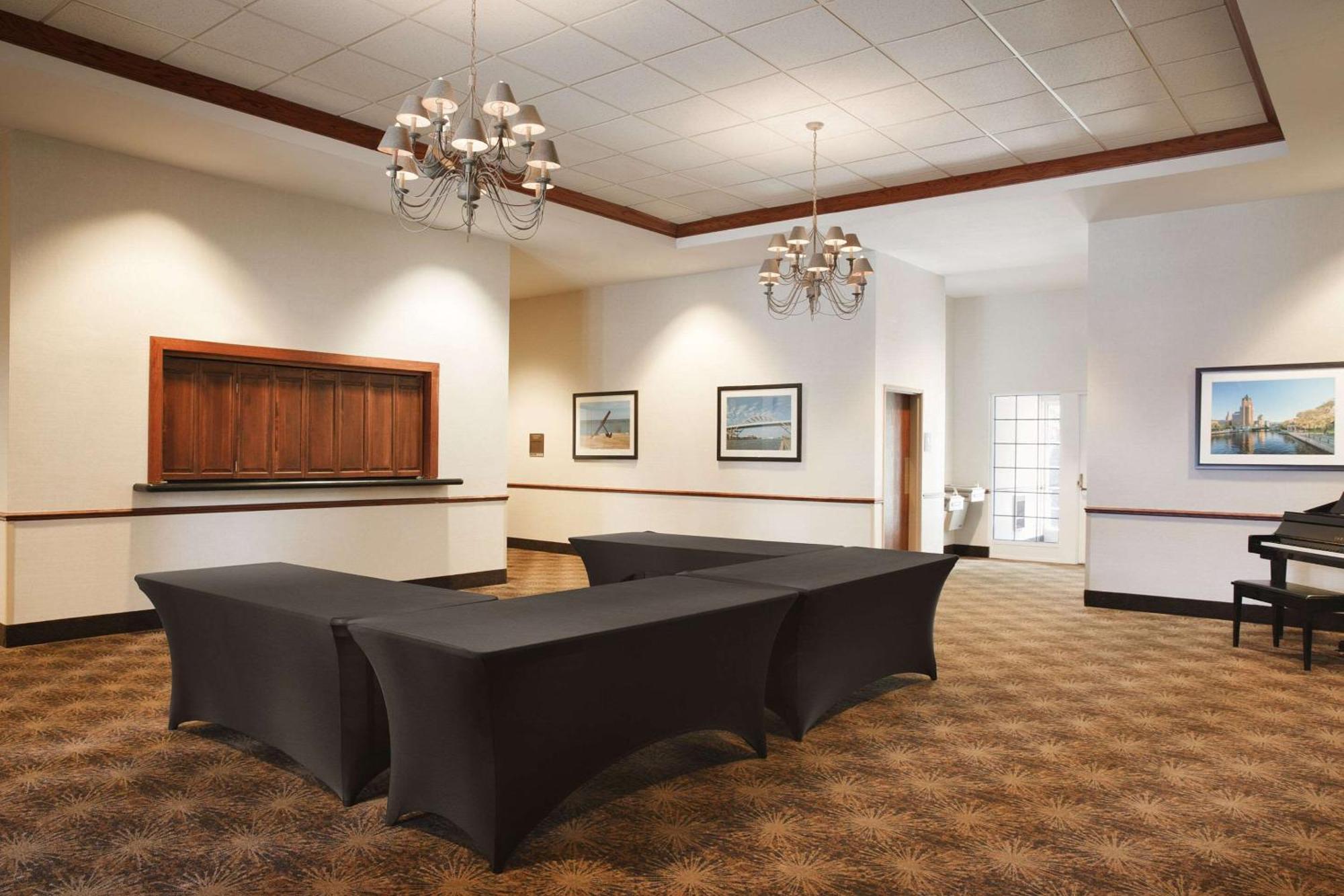 Comfort Suites Milwaukee Airport Oak Creek Luaran gambar